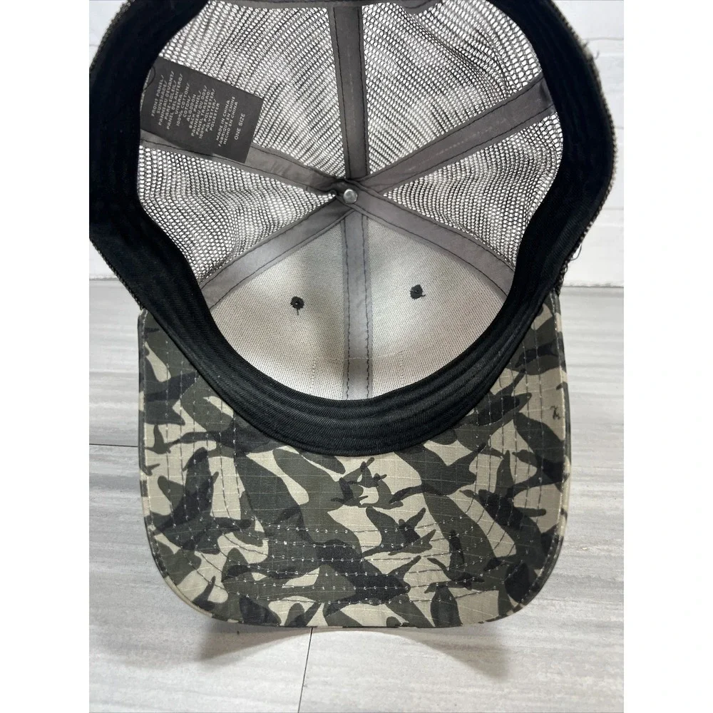 Eddie Bauer Camo Camouflage Mesh SnapBack Baseball Cap Hat Trucker Hat / Outdoor